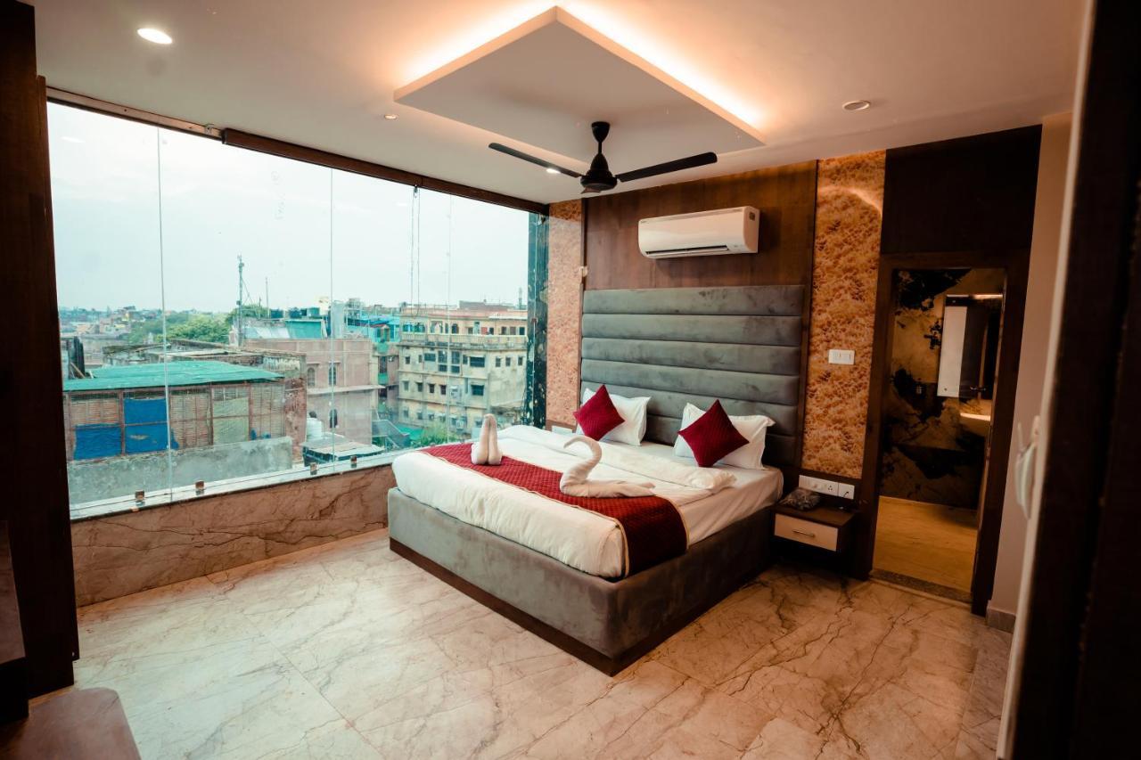 Hotel Jsr Ganga Варанаси Екстериор снимка